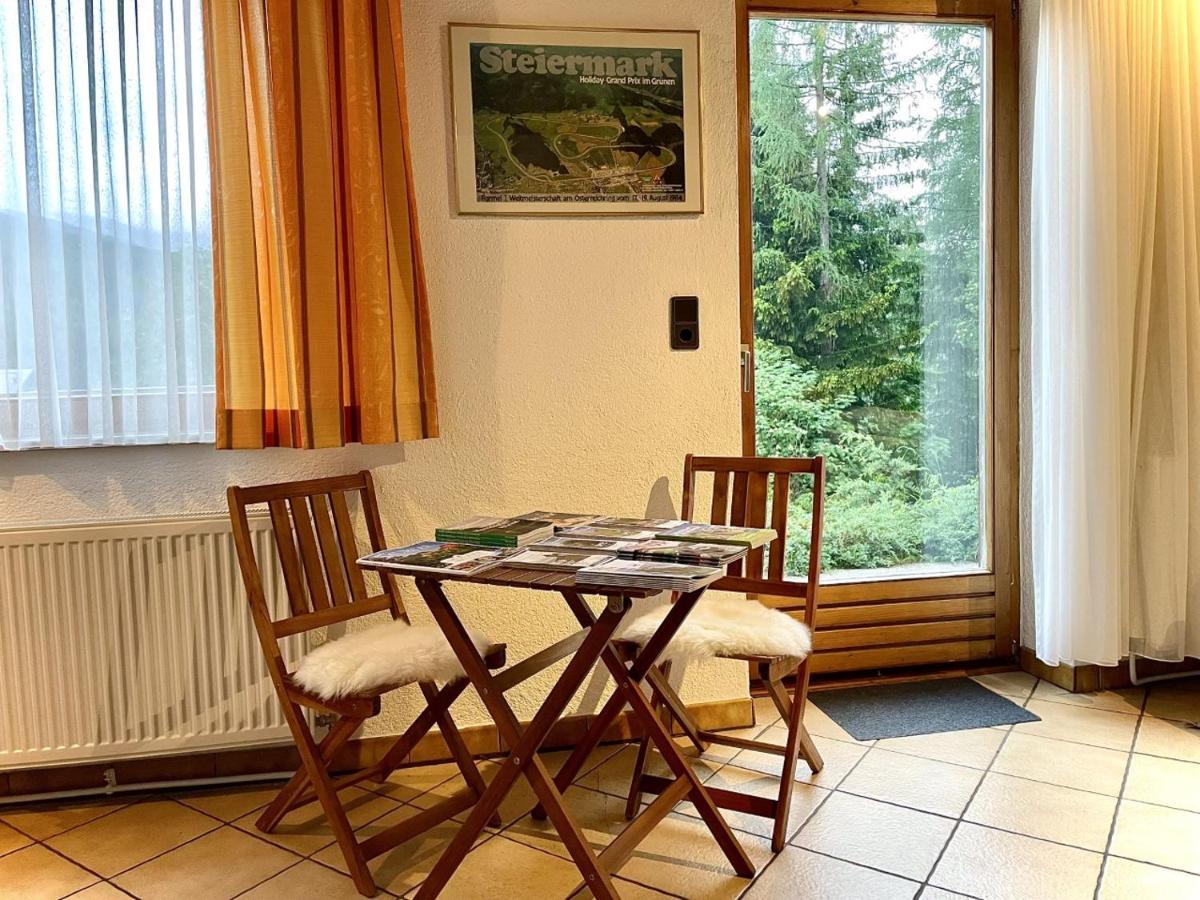 Ferienhaus mit Zirbitzblick Monchegg Exterior foto